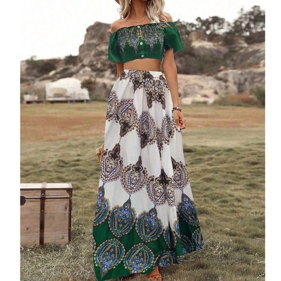 Boho Tribal Print Cropped Top Maxi Skirt Set - Picture 9 of 14